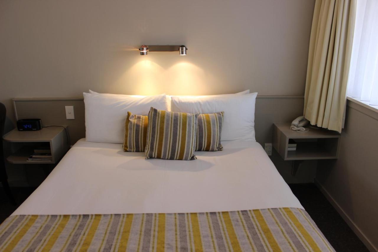 Quality Inn Acapulco Tauposjön Exteriör bild