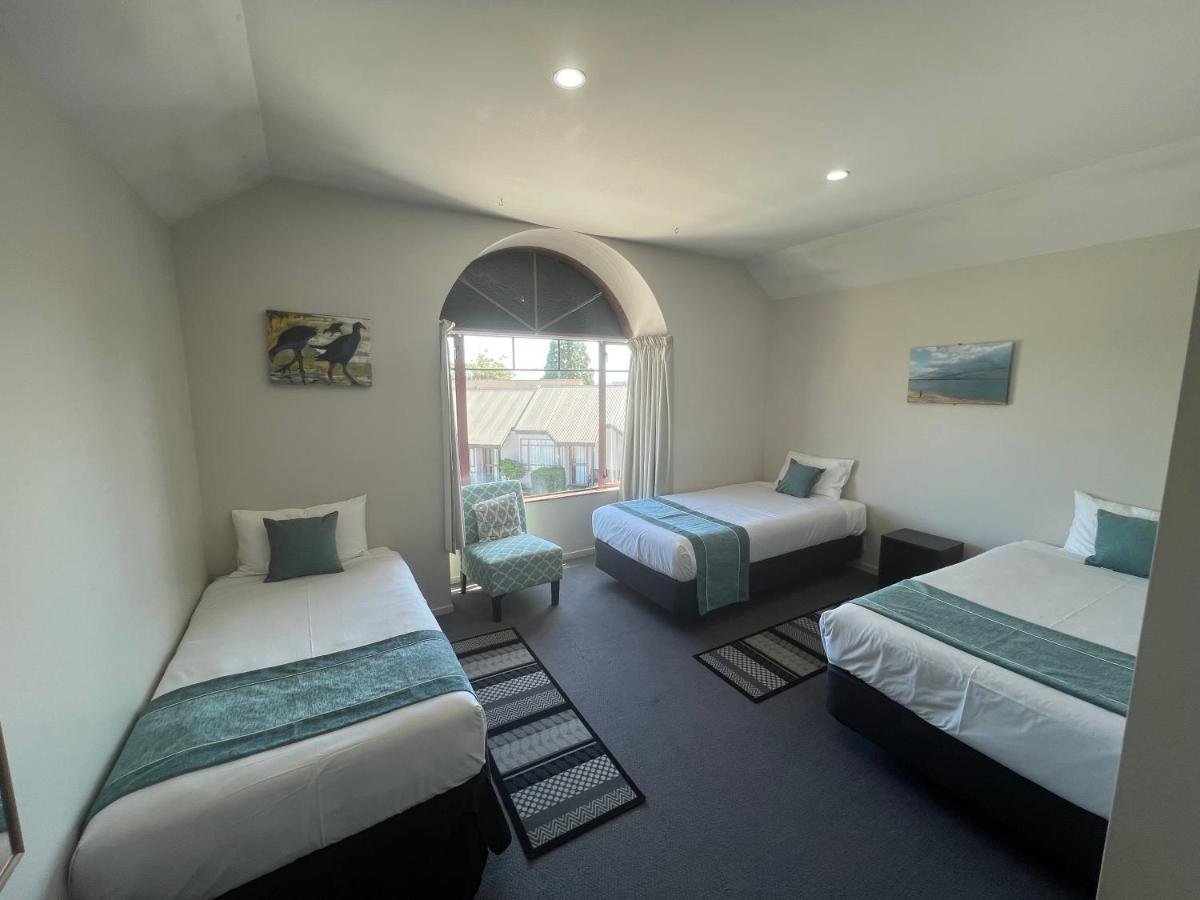 Quality Inn Acapulco Tauposjön Exteriör bild