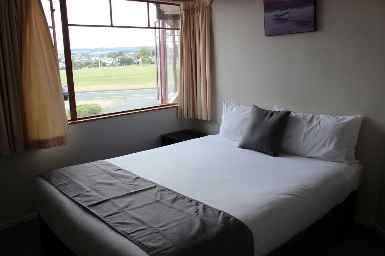 Quality Inn Acapulco Tauposjön Exteriör bild